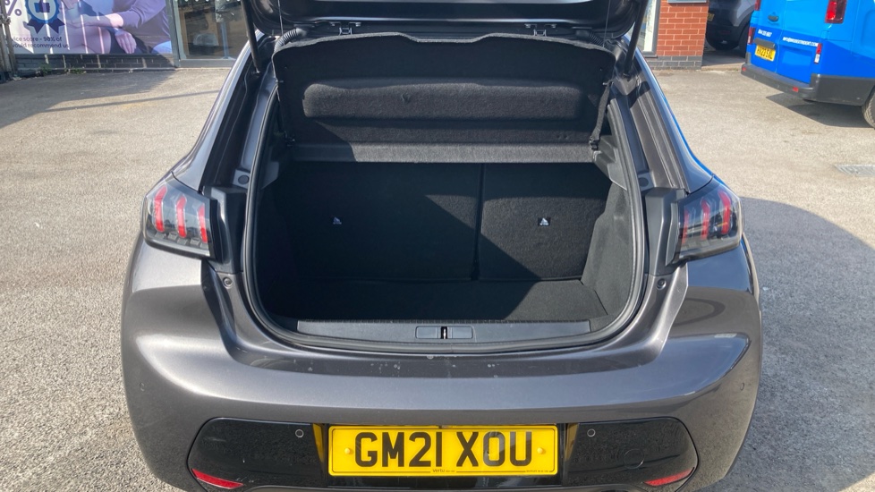 Peugeot 208 1.2 PureTech 100 Allure Premium 5dr Petrol Hatchback - Image 4