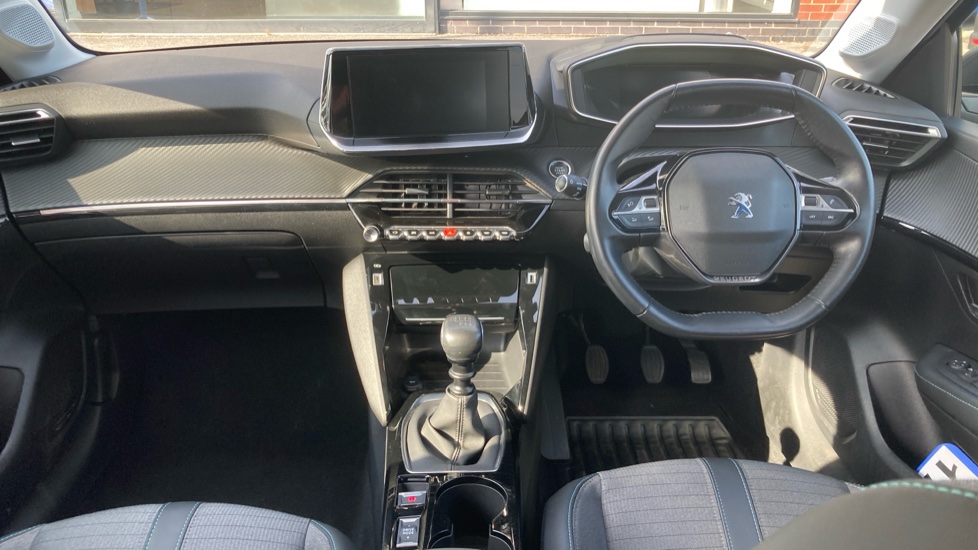 Peugeot 208 1.2 PureTech 100 Allure Premium 5dr Petrol Hatchback - Image 10