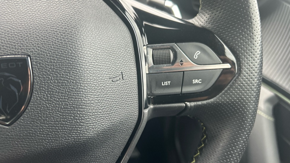 Peugeot 2008 1.2 PureTech 130 GT 5dr EAT8 Petrol Estate - Image 32
