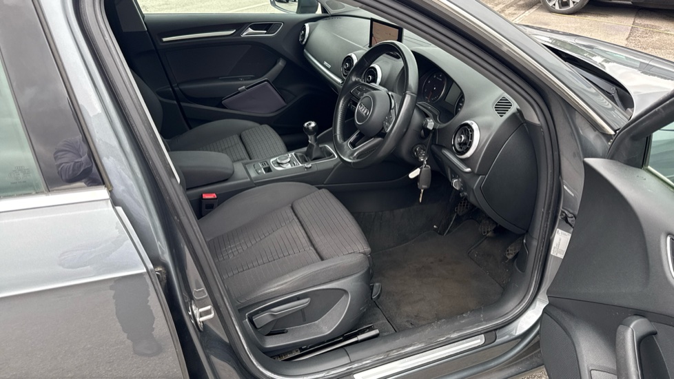 Audi A3 1.6 TDI Sport 5dr Diesel Hatchback - Image 24