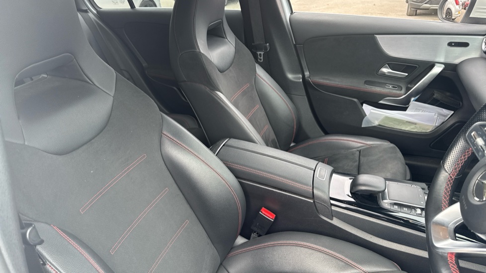 Mercedes-Benz A-Class A250e AMG Line Premium 5dr Auto Hatchback - Image 38
