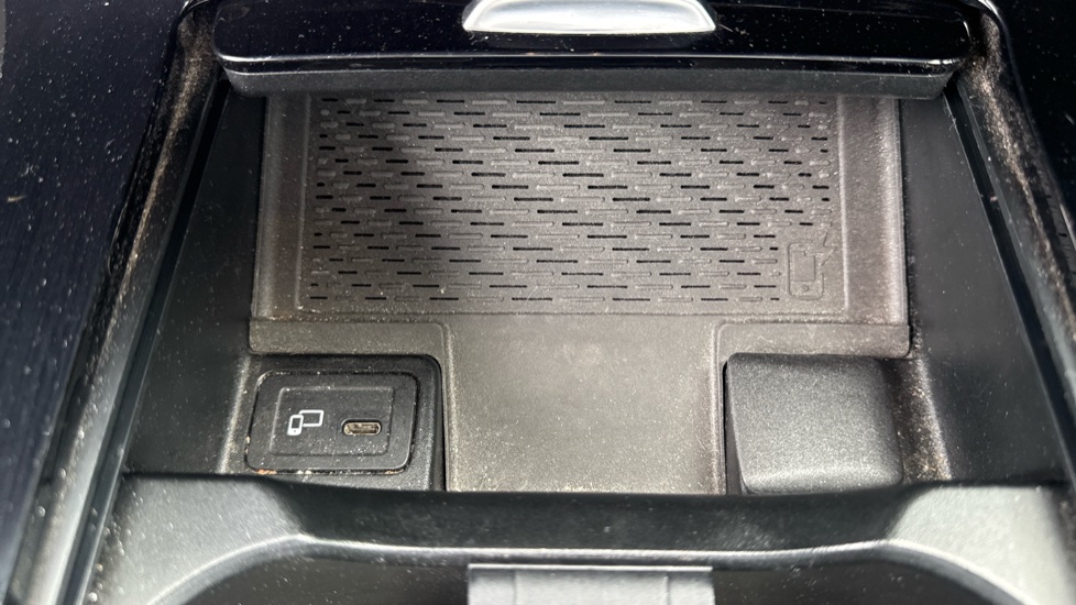 Mercedes-Benz A-Class A250e AMG Line Premium 5dr Auto Hatchback - Image 41