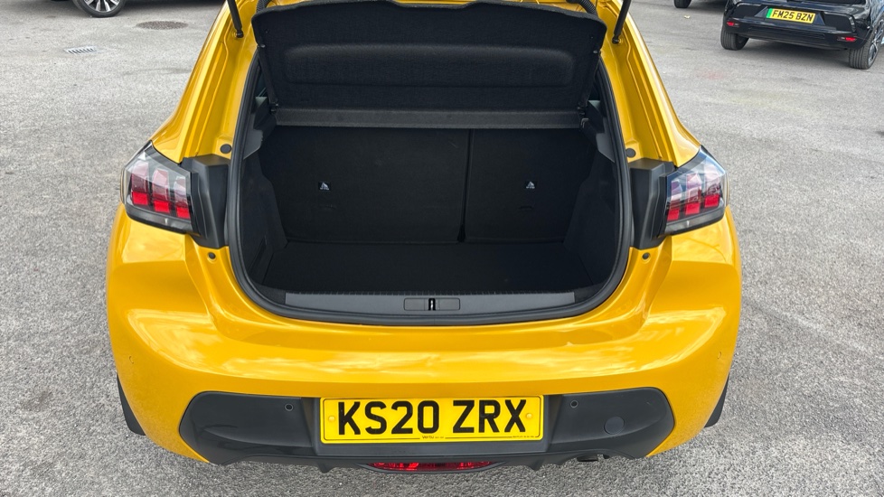 Peugeot 208 1.2 PureTech 100 Active 5dr Petrol Hatchback - Image 4
