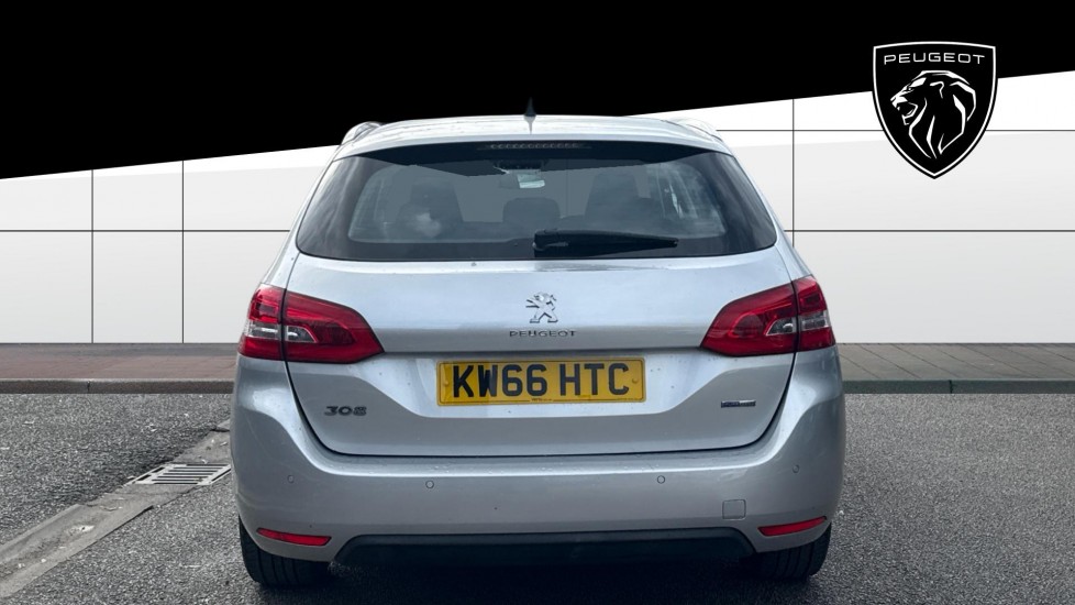 Peugeot 308 1.2 PureTech 130 Allure 5dr EAT6 Petrol Estate - Image 6