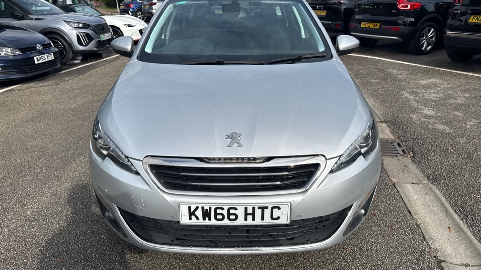 Peugeot 308 1.2 PureTech 130 Allure 5dr EAT6 Petrol Estate - Image 8