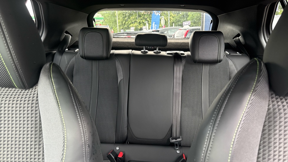 Peugeot 2008 1.2 PureTech 130 GT 5dr Petrol Estate - Image 15