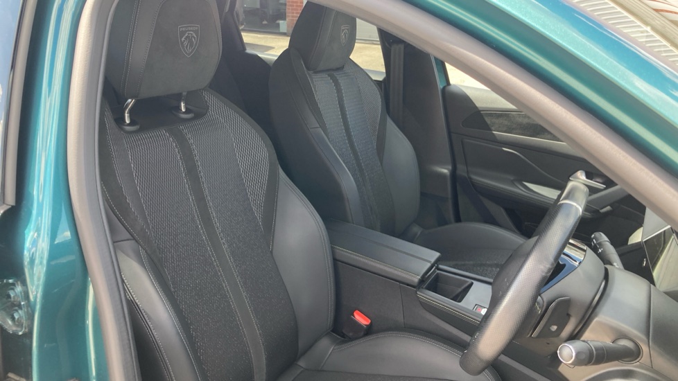 Peugeot 308 1.5 BlueHDi GT 5dr EAT8 Diesel Estate - Image 33