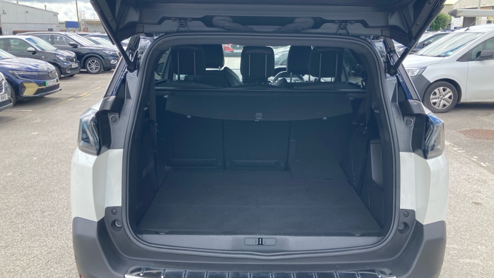 Peugeot 5008 1.5 BlueHDi GT 5dr EAT8 Diesel Estate - Image 4