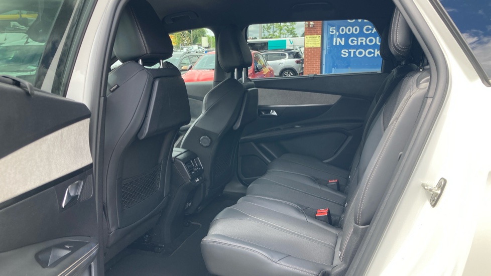 Peugeot 5008 1.5 BlueHDi GT 5dr EAT8 Diesel Estate - Image 16