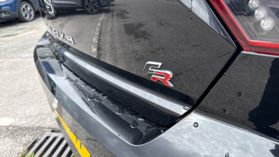 SEAT Ibiza 1.0 TSI 115 FR 5dr Petrol Hatchback - Image 24