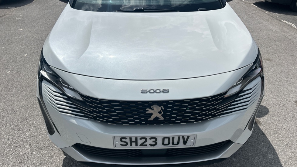 Peugeot 5008 1.2 PureTech Allure Premium+ 5dr EAT8 Petrol Estate - Image 8