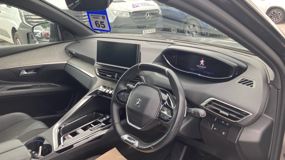 Peugeot 5008 1.2 PureTech GT 5dr EAT8 Petrol Estate - Image 11