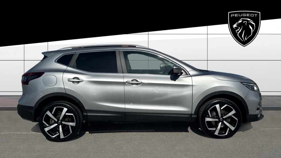 Nissan Qashqai 1.7 dCi Tekna 5dr Diesel Hatchback - Image 5