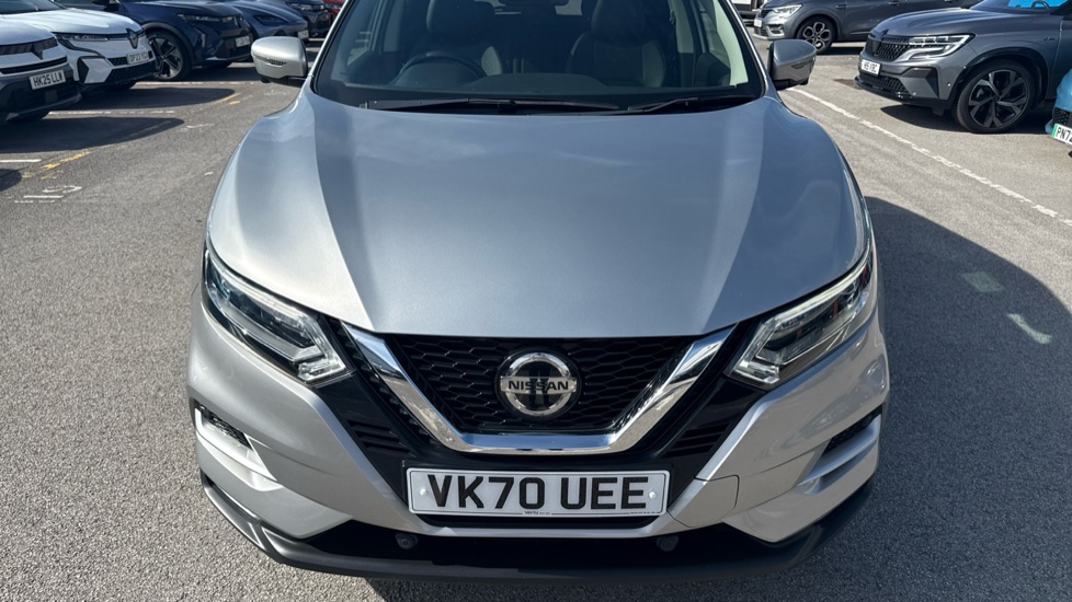 Nissan Qashqai 1.7 dCi Tekna 5dr Diesel Hatchback - Image 8
