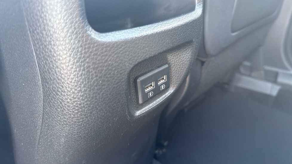 Nissan Qashqai 1.7 dCi Tekna 5dr Diesel Hatchback - Image 26