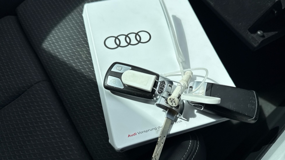 Audi Q5 45 TFSI Quattro S Line 5dr S Tronic Petrol Estate - Image 19