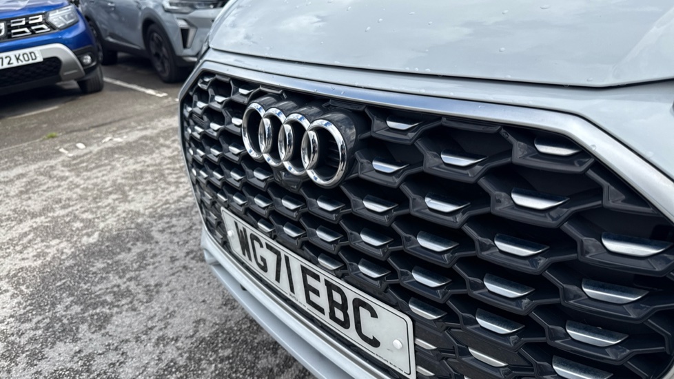 Audi Q5 45 TFSI Quattro S Line 5dr S Tronic Petrol Estate - Image 31