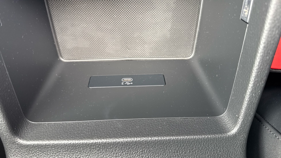 Audi Q5 45 TFSI Quattro S Line 5dr S Tronic Petrol Estate - Image 42