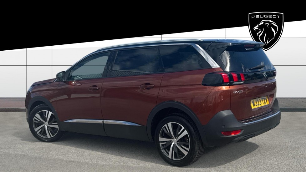 Peugeot 5008 1.2 PureTech Allure Premium+ 5dr EAT8 Petrol Estate - Image 2