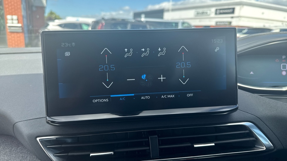 Peugeot 5008 1.2 PureTech Allure Premium+ 5dr EAT8 Petrol Estate - Image 12