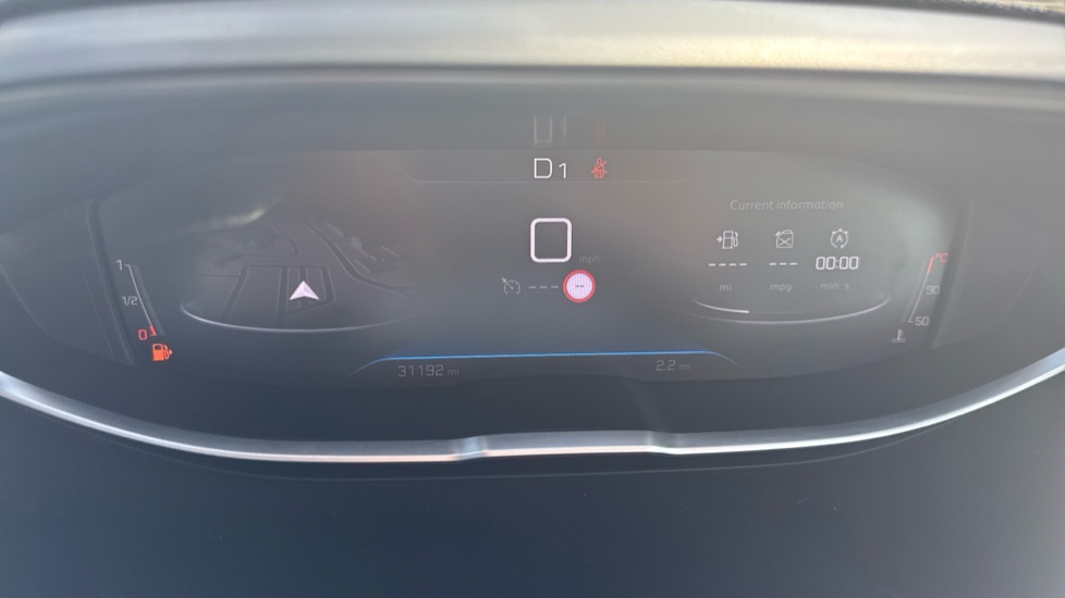 Peugeot 5008 1.2 PureTech Allure Premium+ 5dr EAT8 Petrol Estate - Image 32