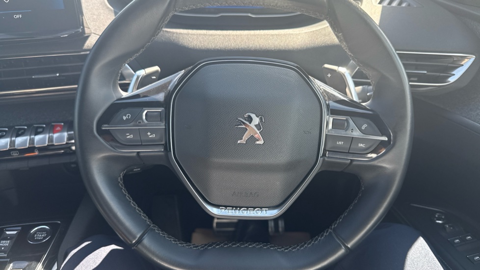 Peugeot 5008 1.2 PureTech Allure Premium+ 5dr EAT8 Petrol Estate - Image 33