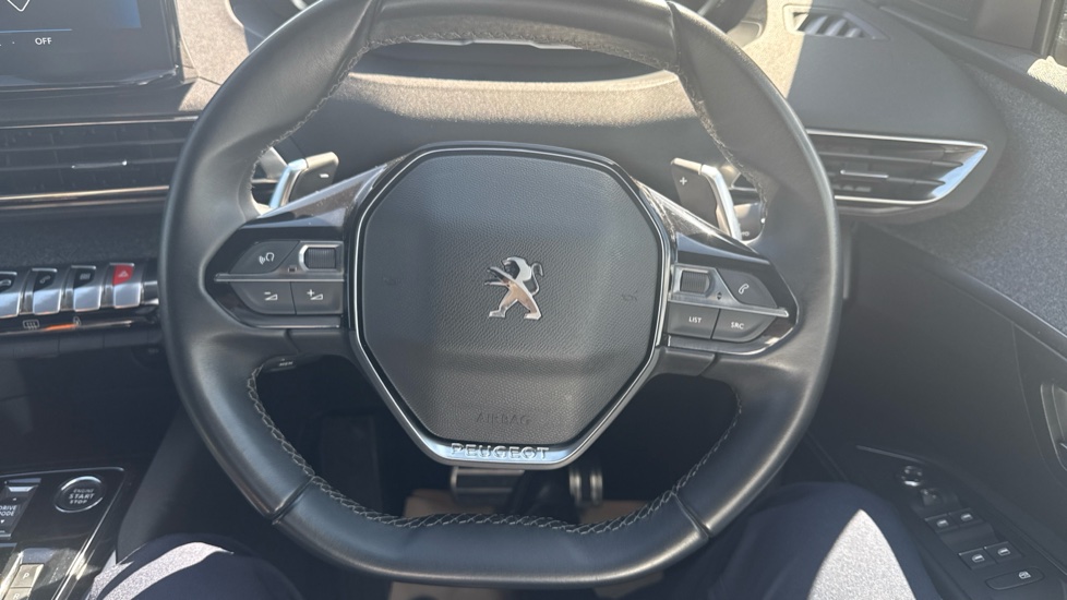 Peugeot 5008 1.2 PureTech Allure Premium+ 5dr EAT8 Petrol Estate - Image 40