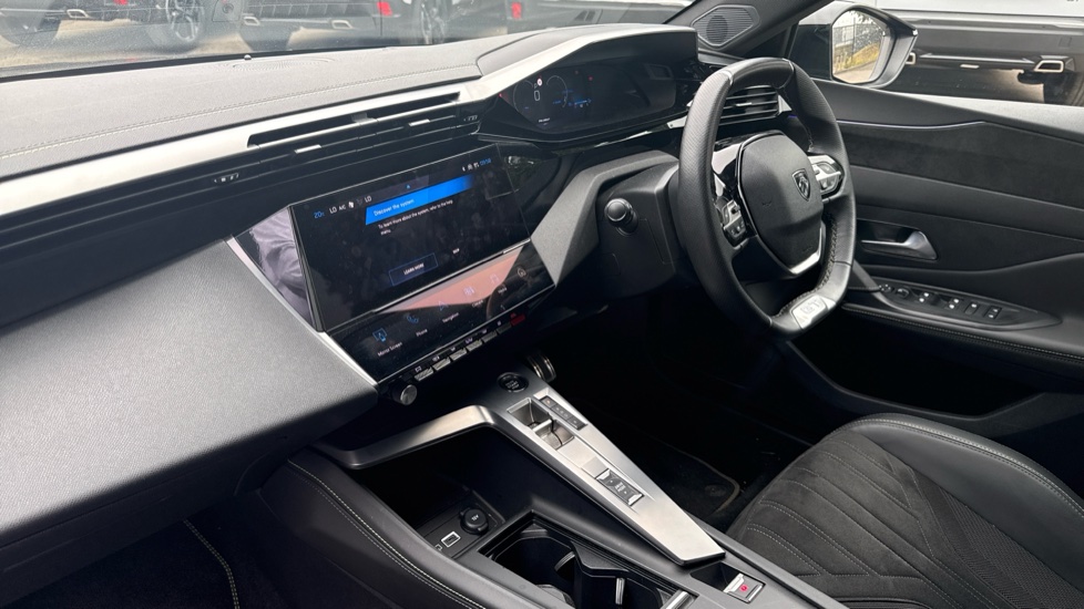 Peugeot 308 115kW GT 54kWh 5dr Auto Electric Hatchback - Image 9