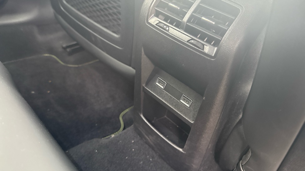 Peugeot 308 115kW GT 54kWh 5dr Auto Electric Hatchback - Image 32