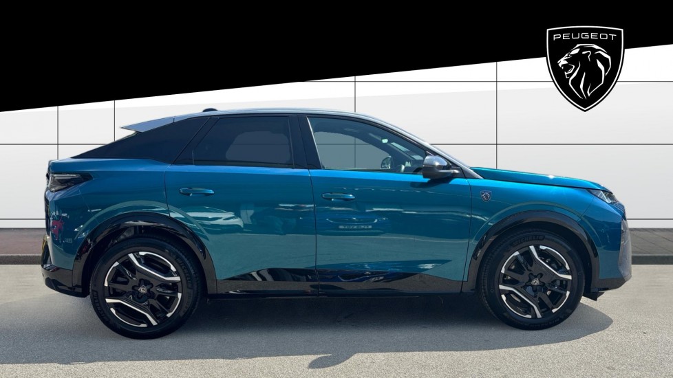 Peugeot 3008 157kW GT 73kWh 5dr Auto Electric Estate - Image 5