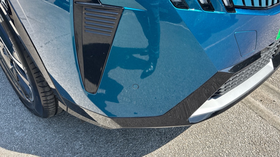 Peugeot 3008 157kW GT 73kWh 5dr Auto Electric Estate - Image 27