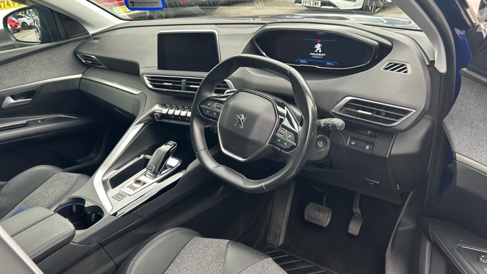 Peugeot 3008 1.5 BlueHDi Allure 5dr EAT8 Diesel Estate - Image 11