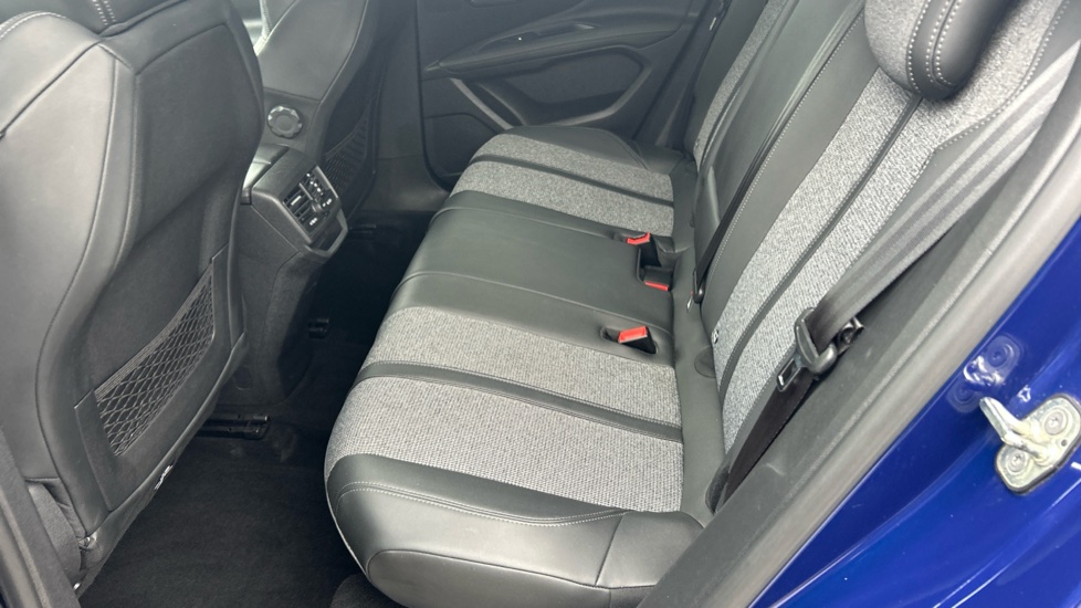 Peugeot 3008 1.5 BlueHDi Allure 5dr EAT8 Diesel Estate - Image 16