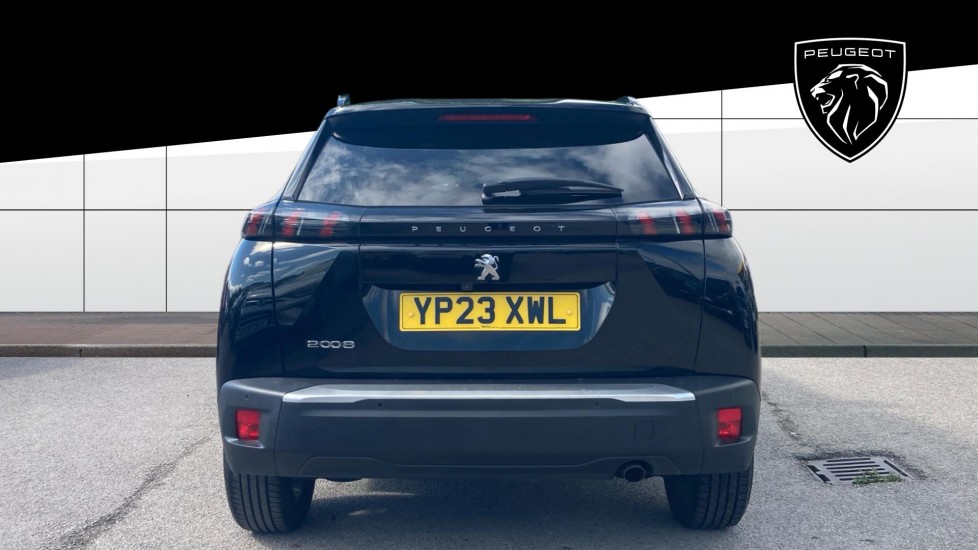 Peugeot 2008 1.2 PureTech Allure Premium+ 5dr Petrol Estate - Image 6