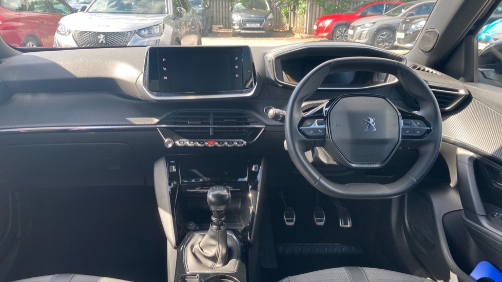 Peugeot 2008 1.2 PureTech Allure Premium+ 5dr Petrol Estate - Image 10