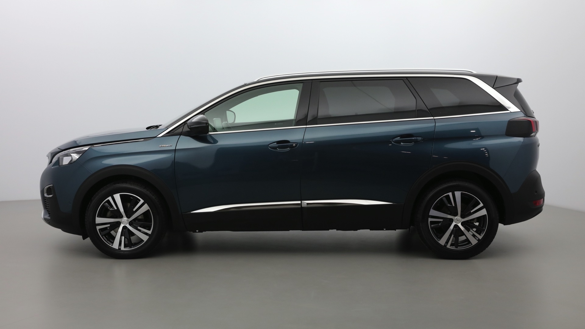 PEUGEOT 5008 1.5 BlueHDi 130ch E6.c GT Line S&S EAT8 occasion 4x4 suv automatique 47 947