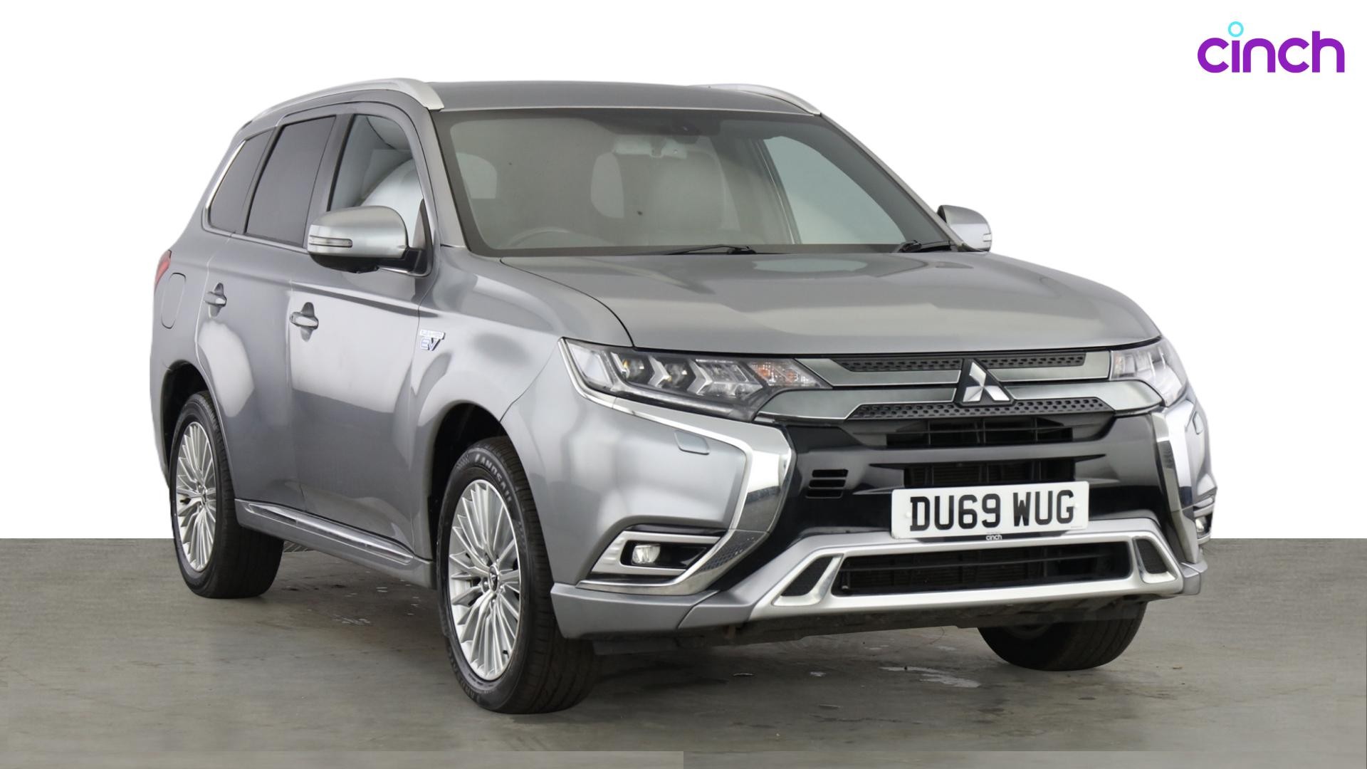 Mitsubishi Outlander listing photo