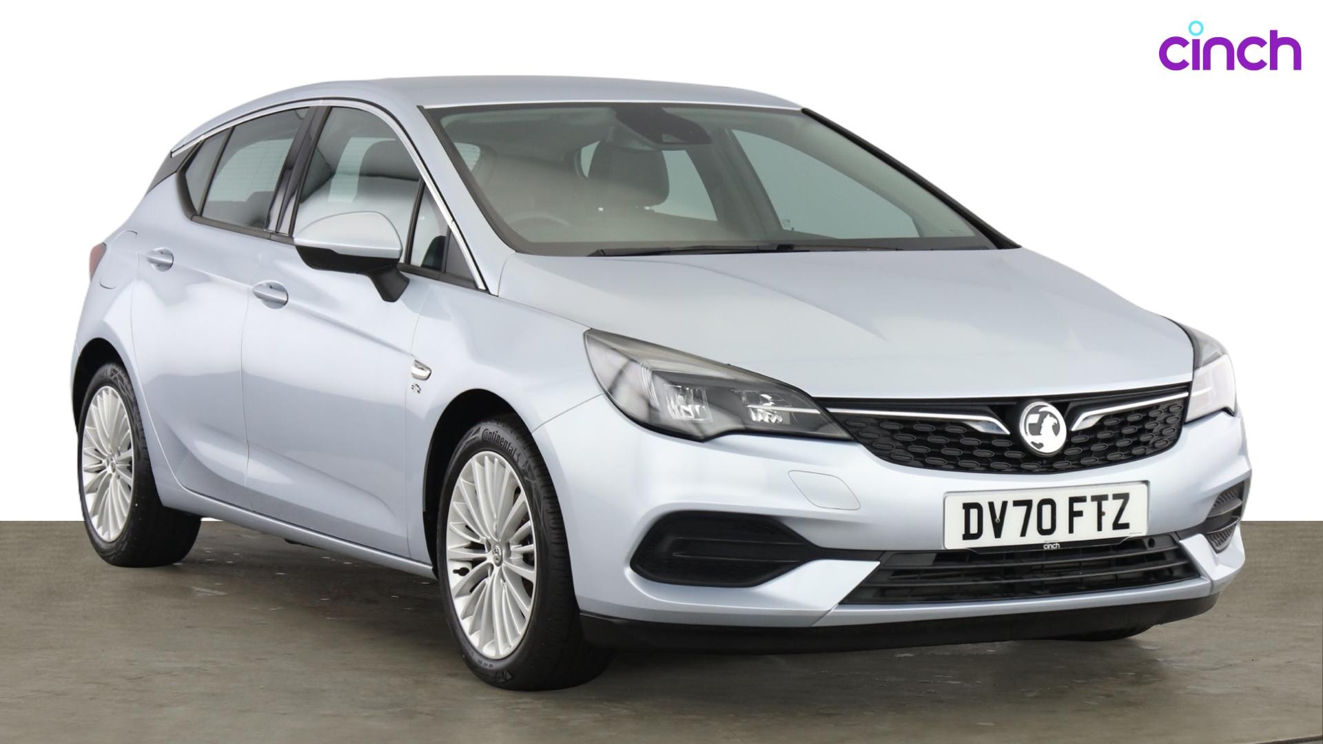 Vauxhall Astra listing photo