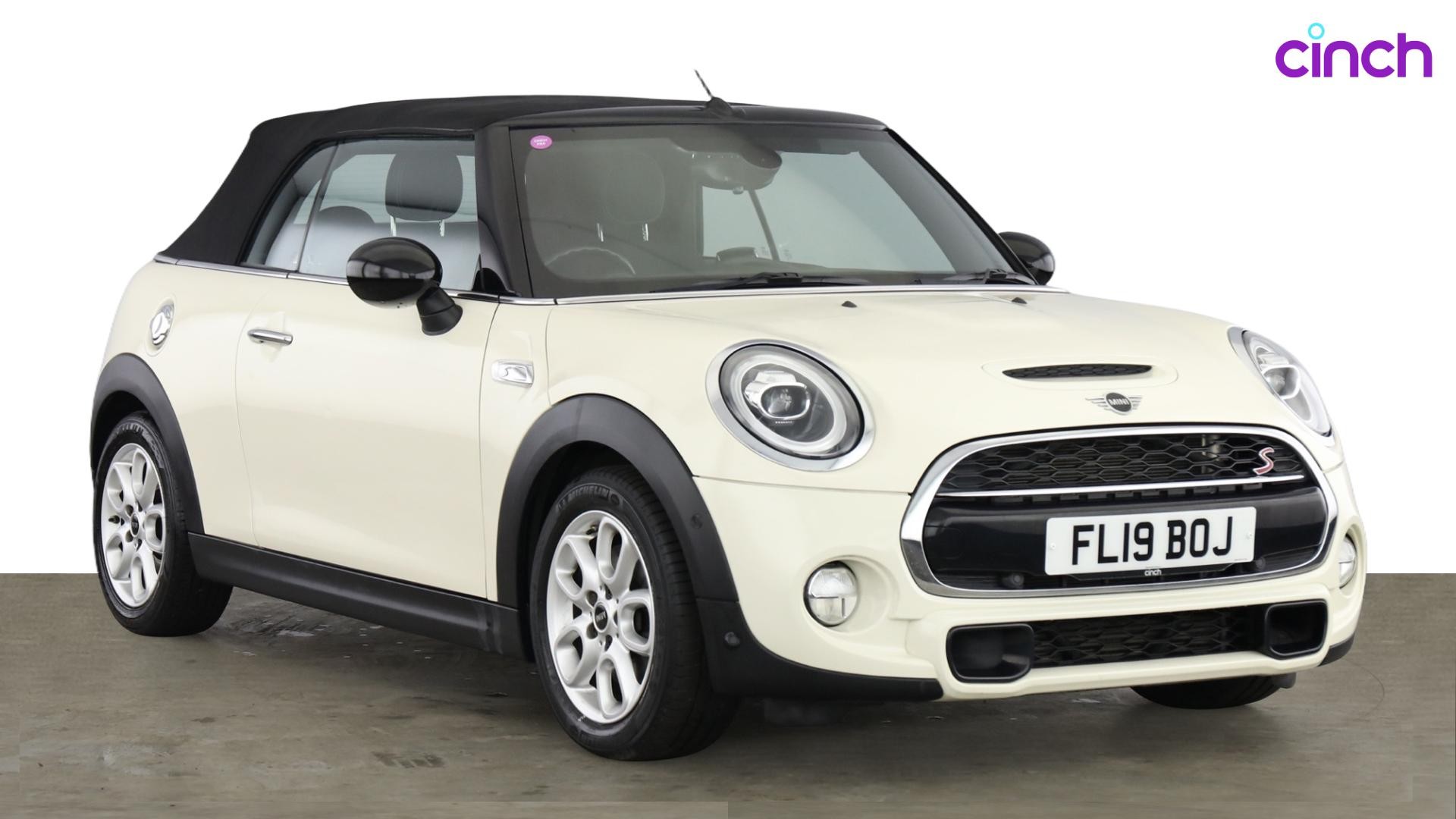 MINI Convertible listing photo