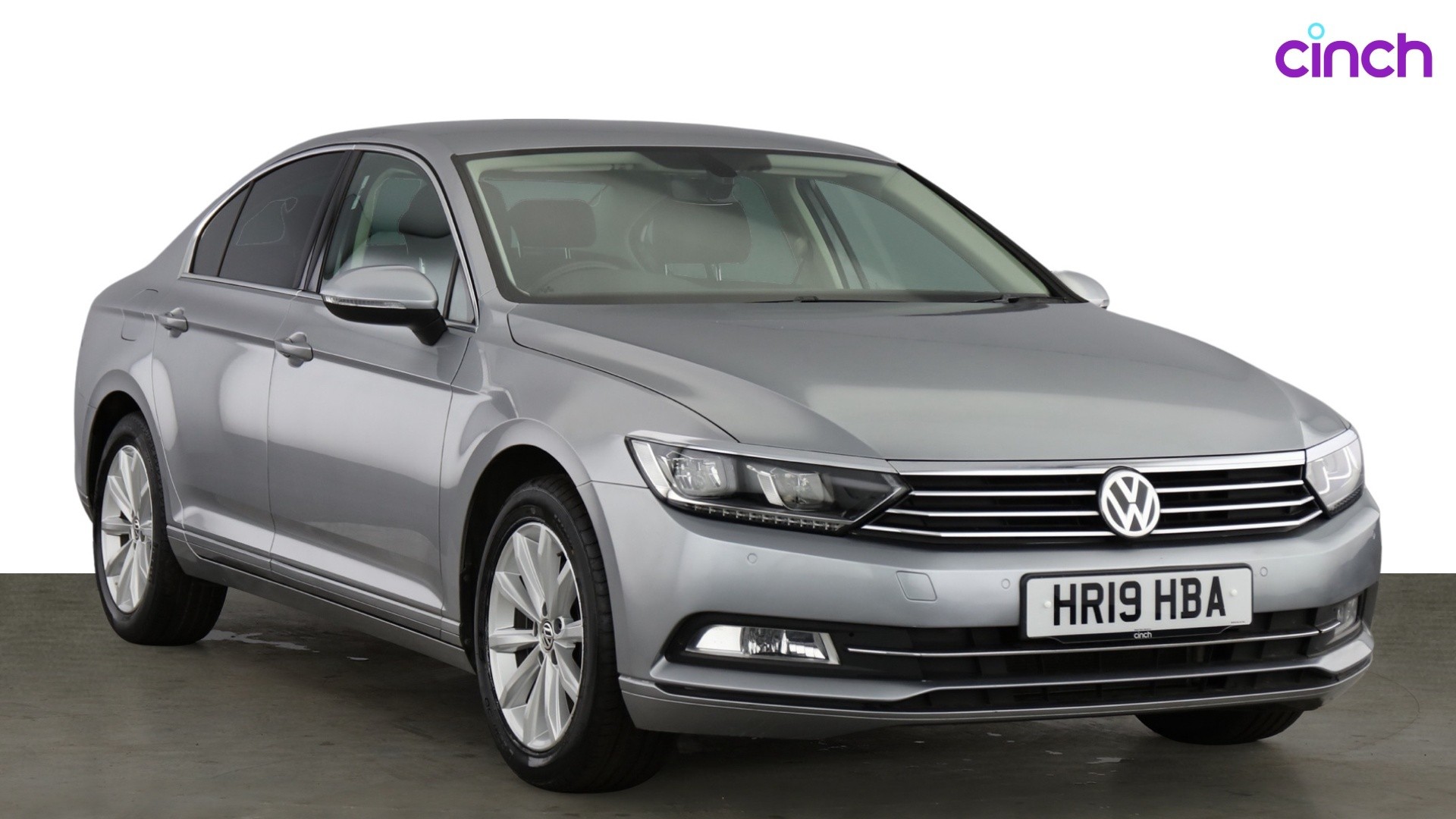 Volkswagen Passat listing photo
