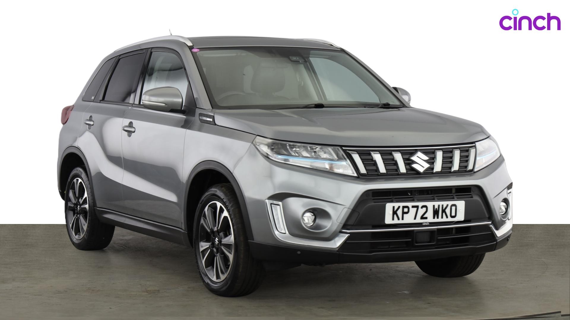Suzuki Vitara listing photo