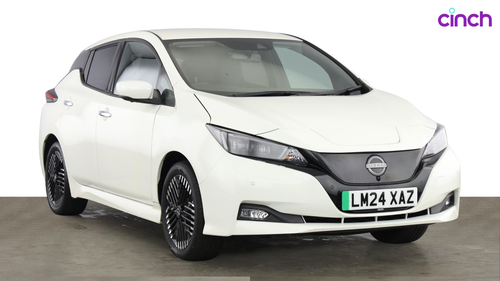 Nissan Leaf listing photo