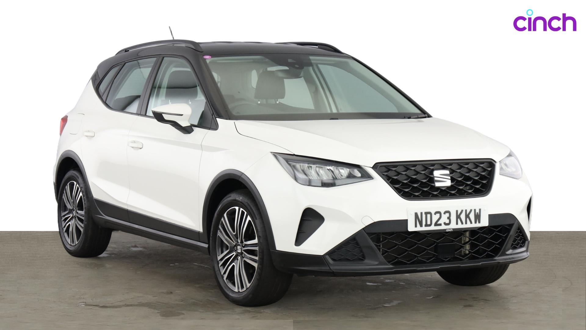 SEAT Arona listing photo