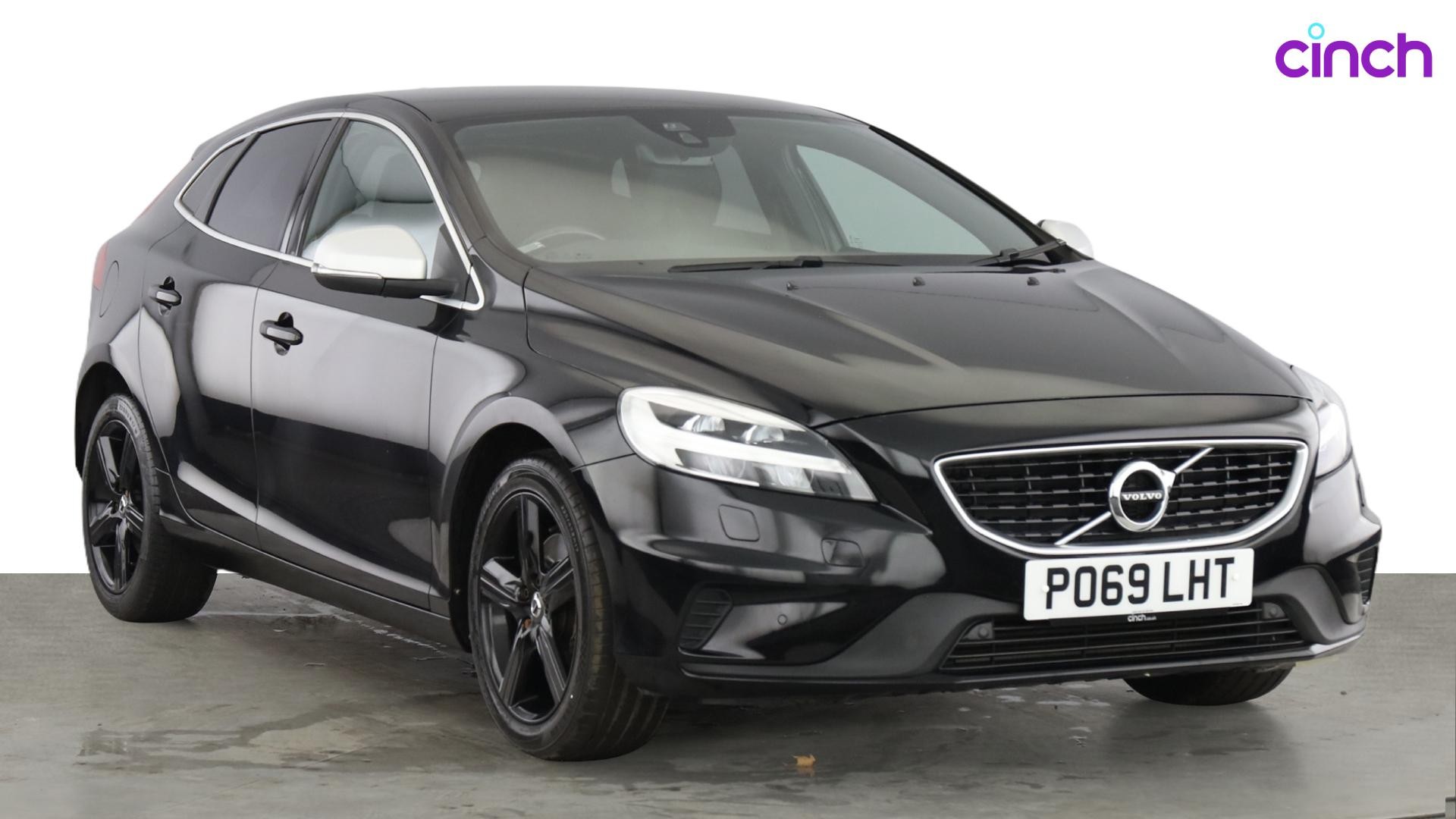 Volvo V40 listing photo