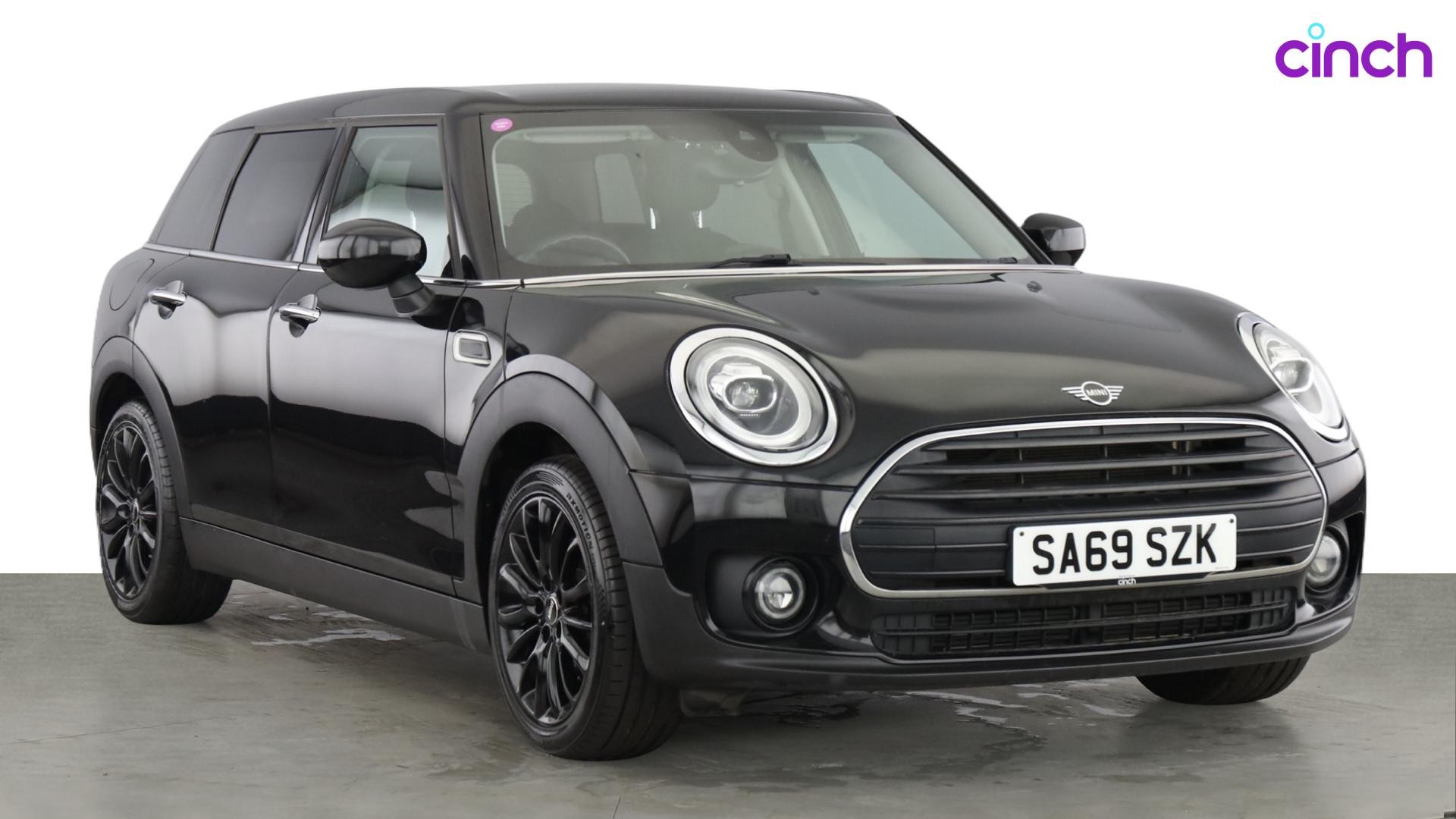 MINI Clubman listing photo