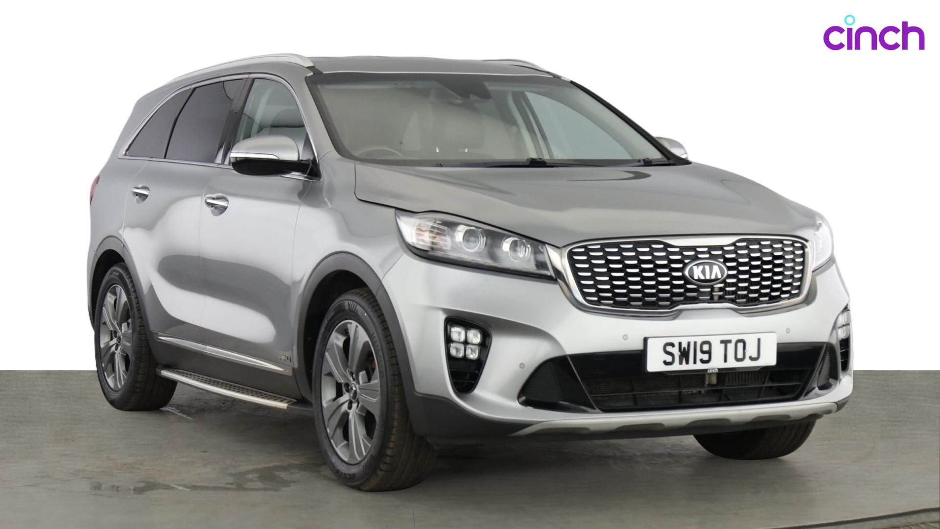 Kia Sorento listing photo