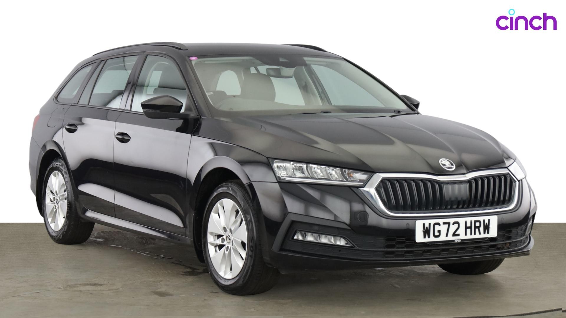 Skoda Octavia listing photo