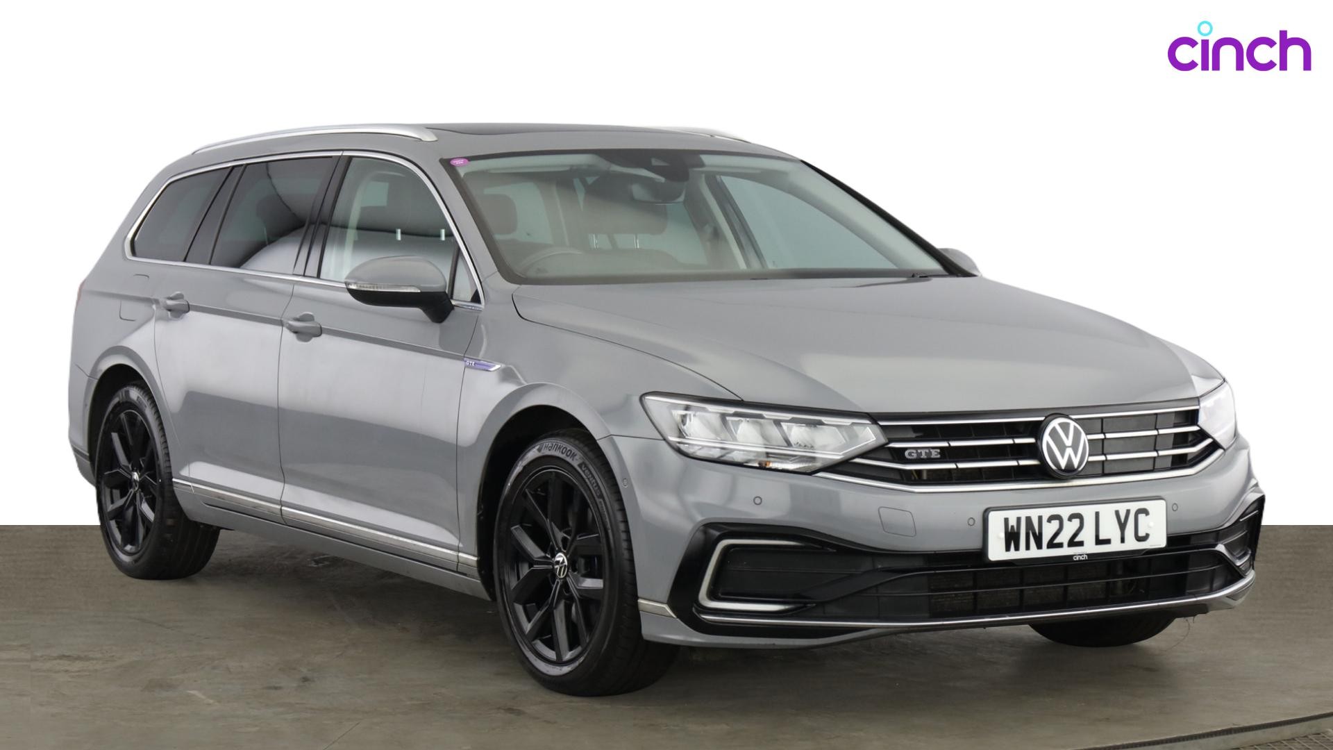 Volkswagen Passat listing photo