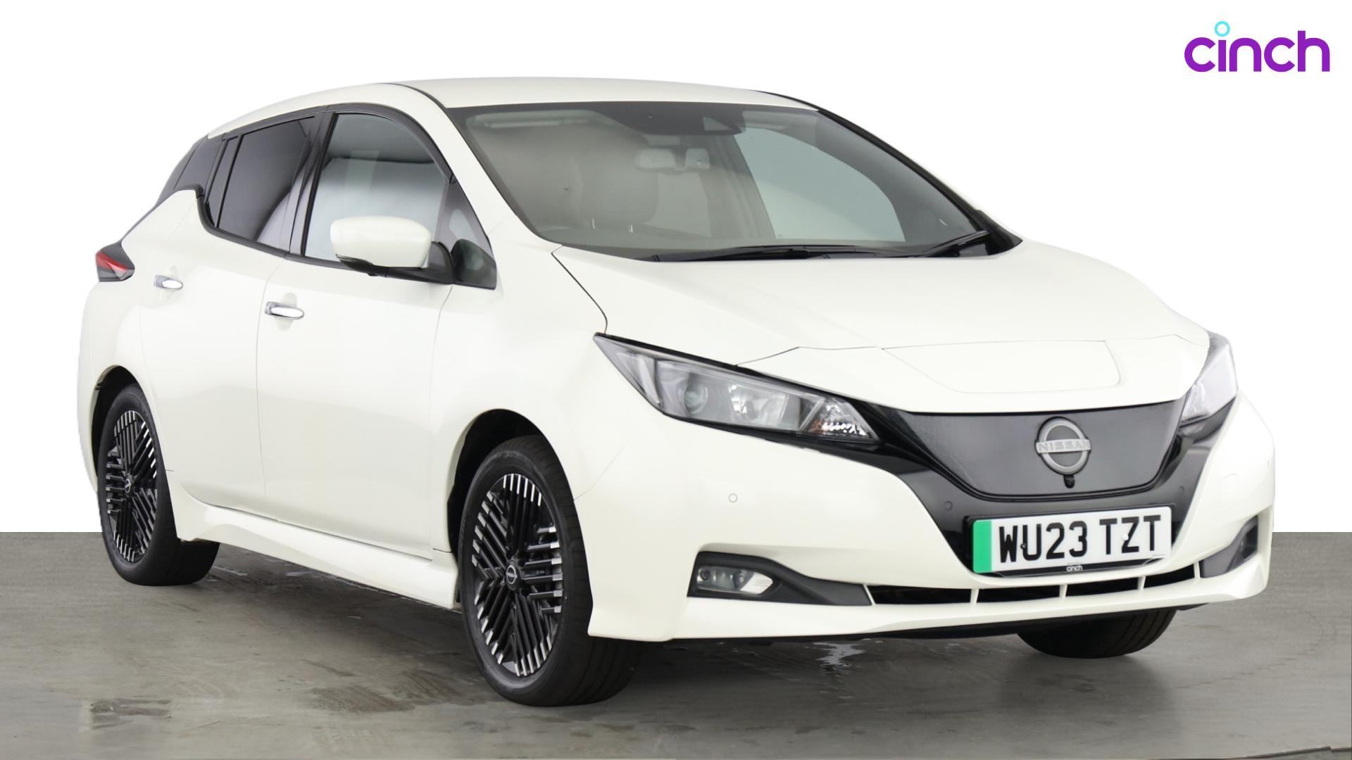 Nissan Leaf listing photo