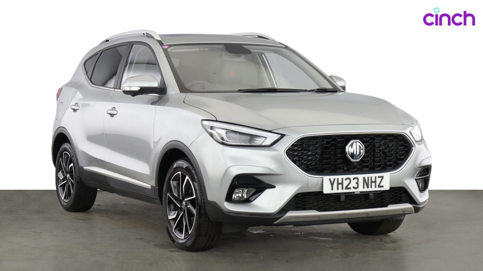 MG ZS listing photo